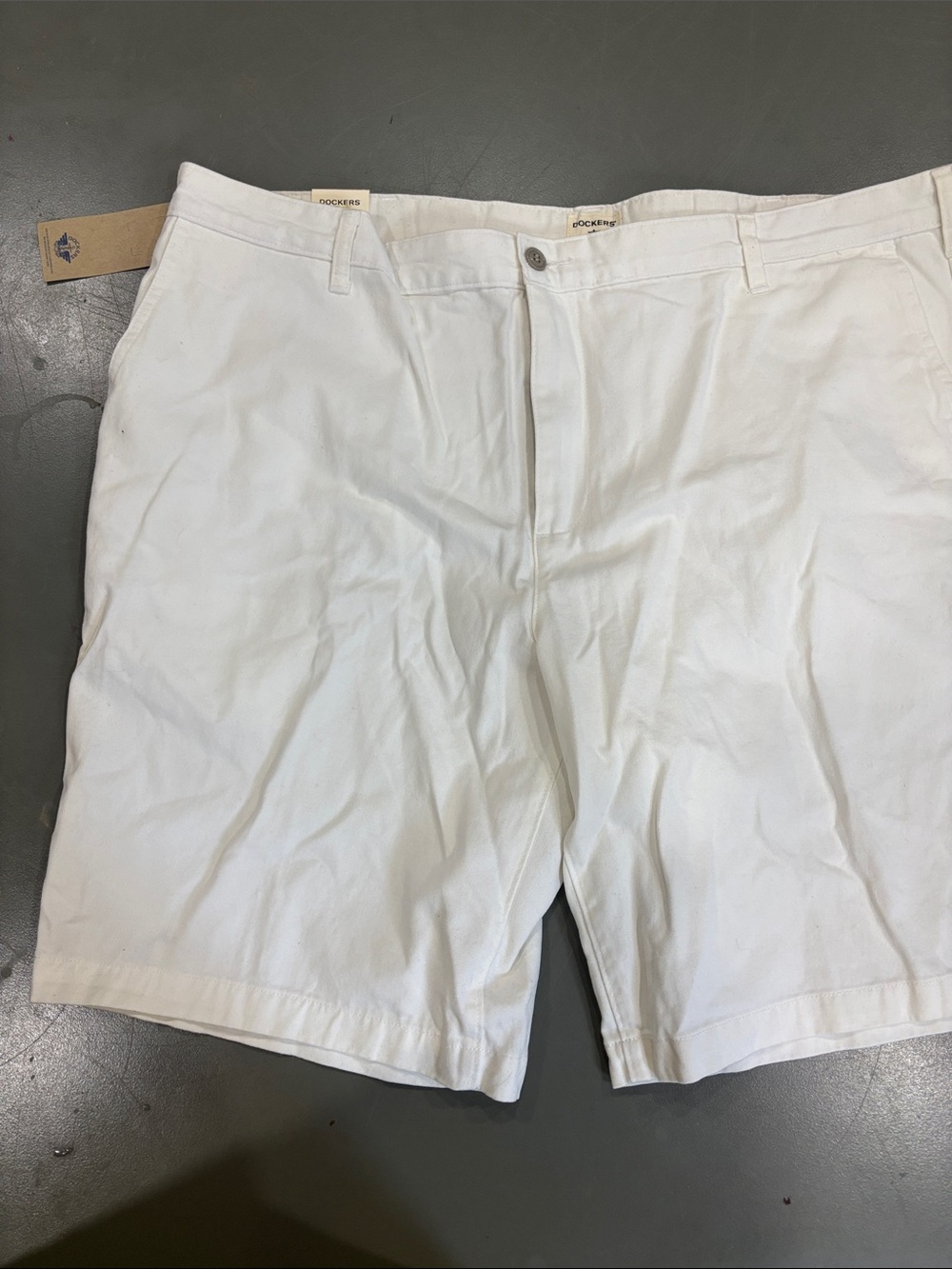 NWT Dockers White Cotton Flat Front Men's Shorts